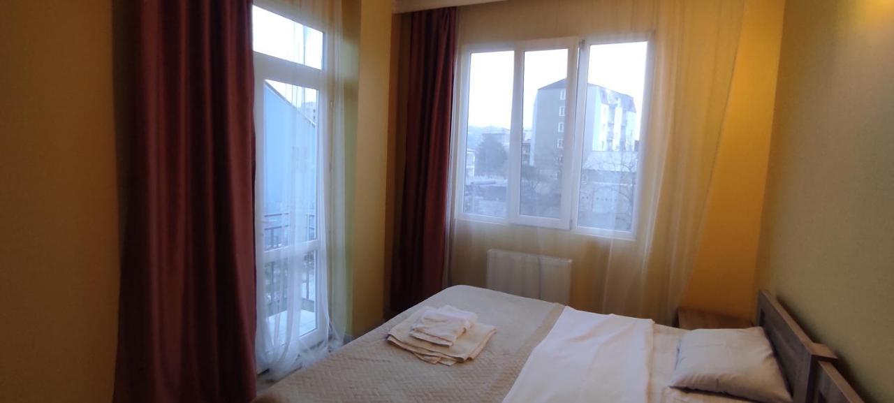 Femily Hotel In Batumi Mareti Str 2 ภายนอก รูปภาพ