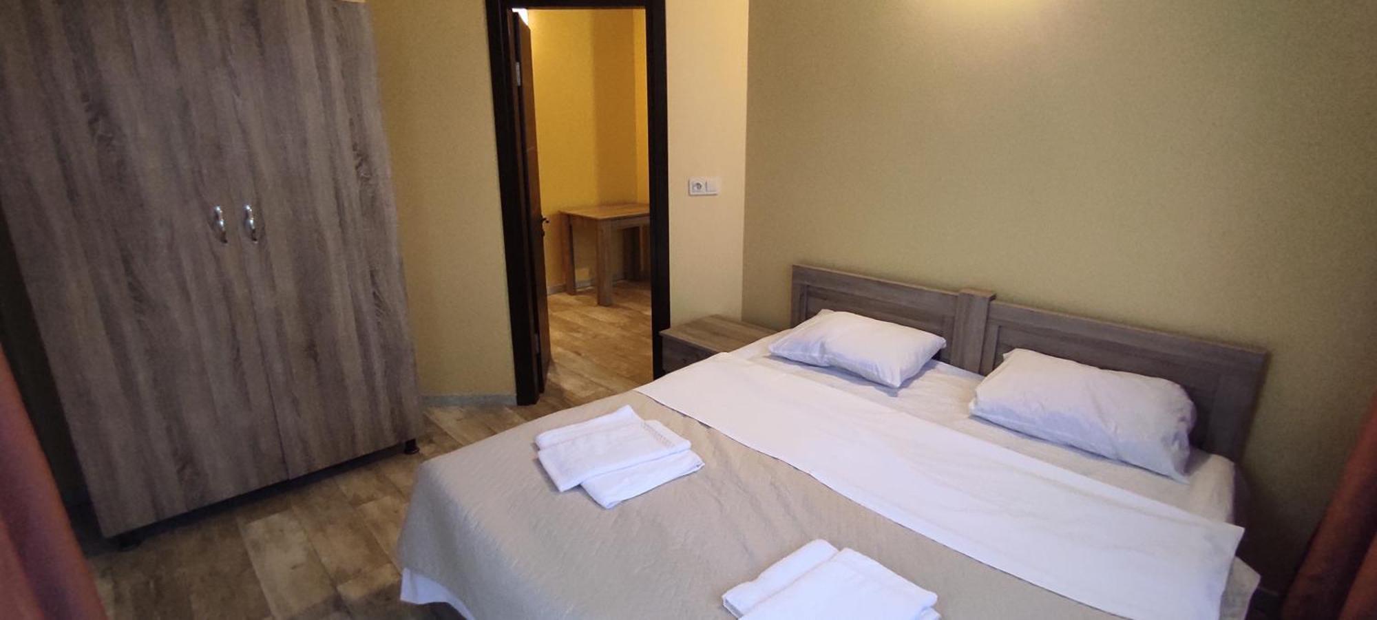 Femily Hotel In Batumi Mareti Str 2 ห้อง รูปภาพ