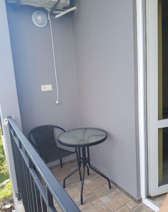 Femily Hotel In Batumi Mareti Str 2 ภายนอก รูปภาพ